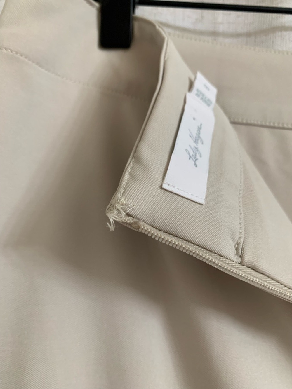 Lady Hagen Golf 3-Pocket Satin Detail Shorts Lined Mini Skirt Size 8 Tan - Picture 9 of 9